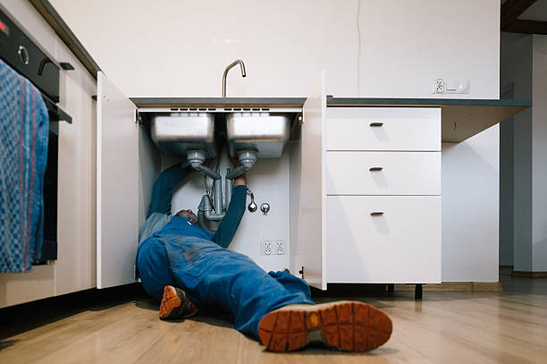 Professional Drain Cleaning technician working in Whitesboro, AL